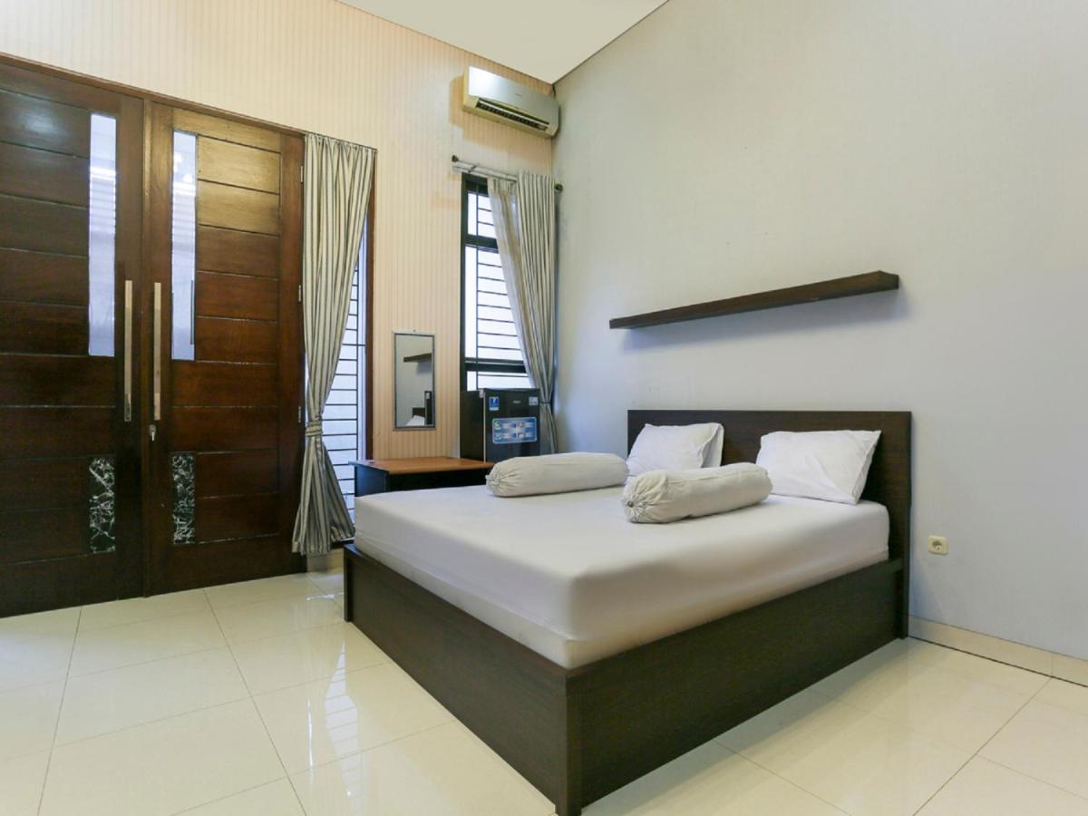 Oyo Life 3520 Indoniaga Palace 탕그랑 외부 사진