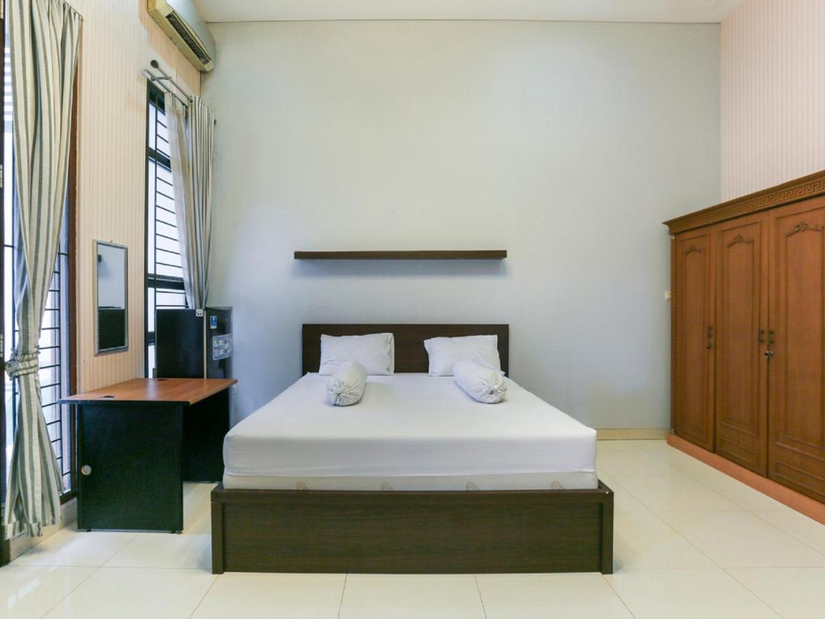 Oyo Life 3520 Indoniaga Palace 탕그랑 외부 사진